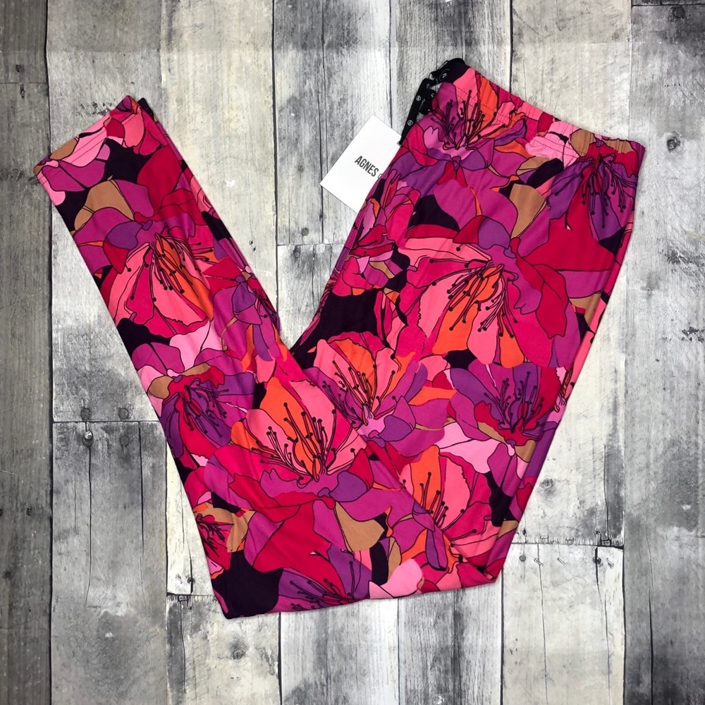 "Berry Bouquet" Leggings